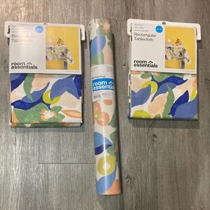 Room Essentials Floral Tablecloth